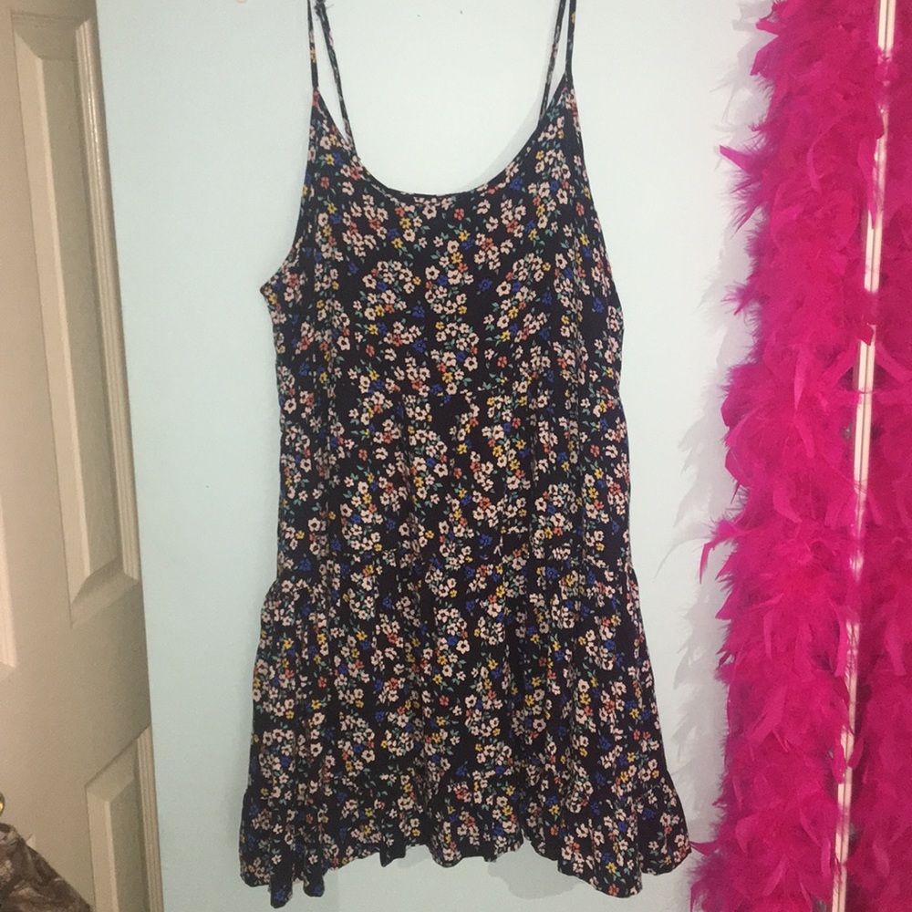 navy floral flowy dress